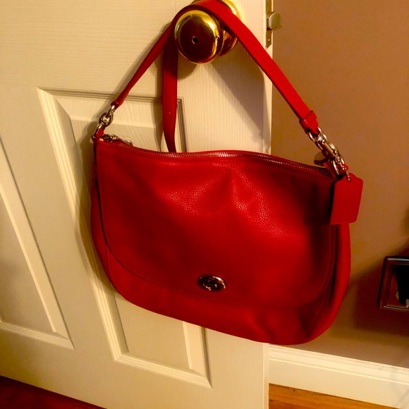 A lovely new Coach bag with tag - Picture 6 of 15
